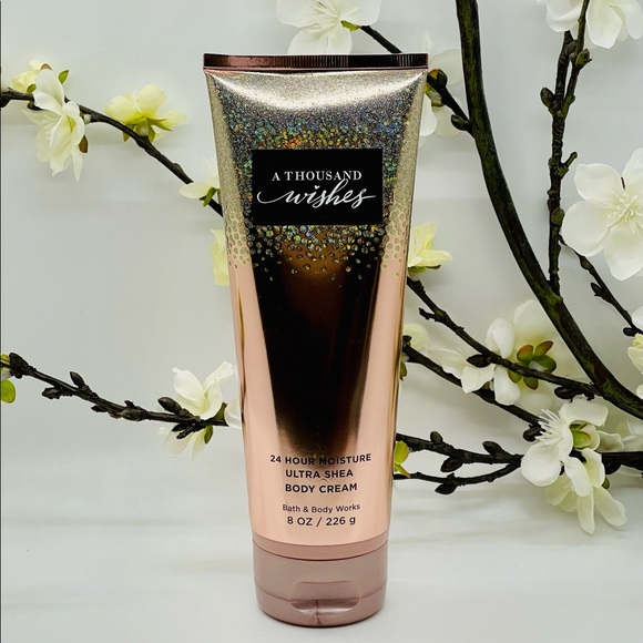 Bath and Body Works A Thousand Wishes Deluxe 4-Piece Gift Set - Picture 5 of 6